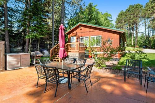 Eagle River House | Catfish Cottage B