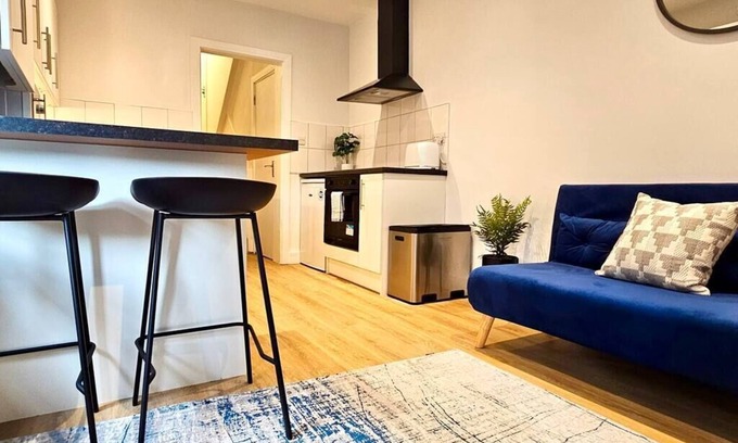 Cathays Apartment | Cathays Apartments No.3 by Switchback Stays
