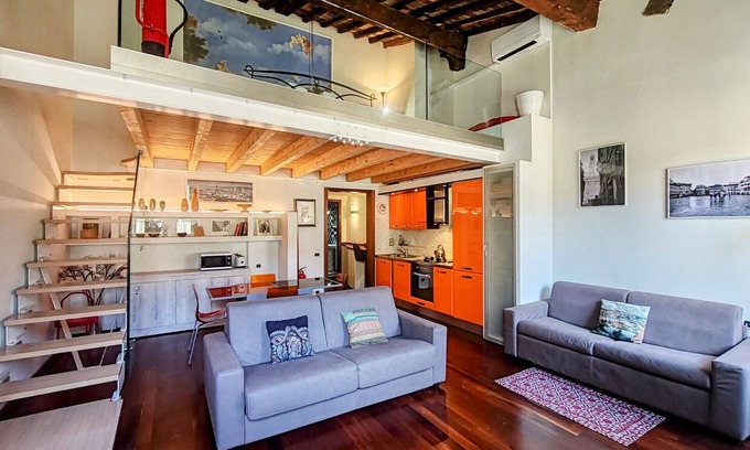 San Lorenzo Apartment | Cavour suite Mezzanine