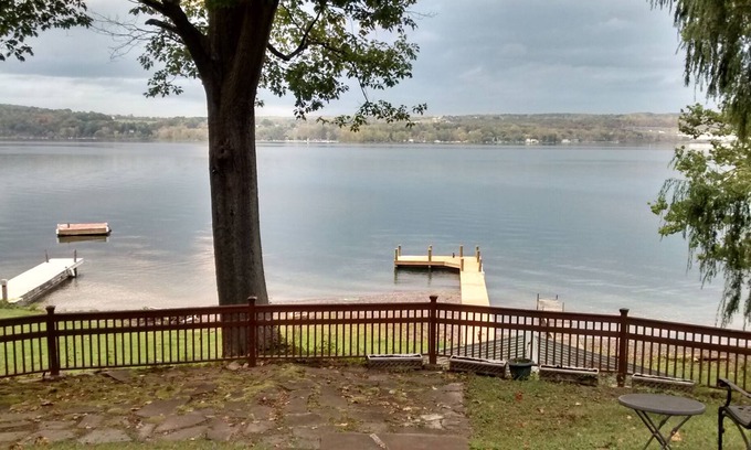 Ithaca House | Cayuga Lakefront Cottage, Ten Minutes To Ithaca Or Trumansburg