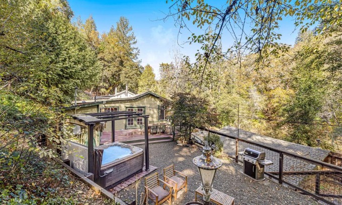 Cazadero House | Caz-a-Verde
