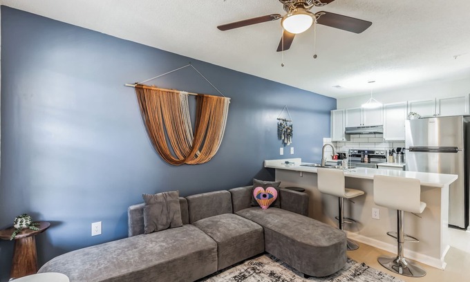 Westover Apartment | CB 965-301 Modern Fayetteville Charm