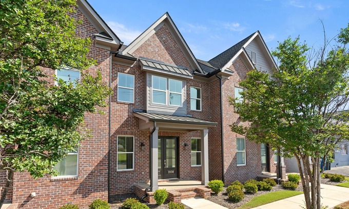 Tuscaloosa House | CC2 - 3bedroom townhome in fabulous Tuscaloosa