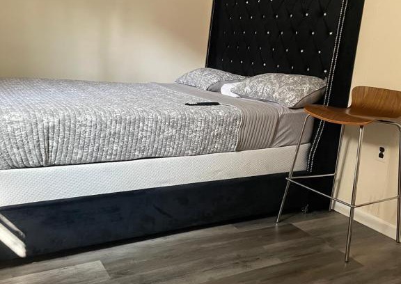 Irvington Apartment | Cdlodgellc
