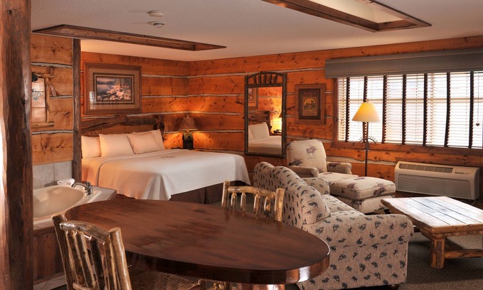 Rothschild Hotel | Cedar Creek Hotel Wausau - Rothschild