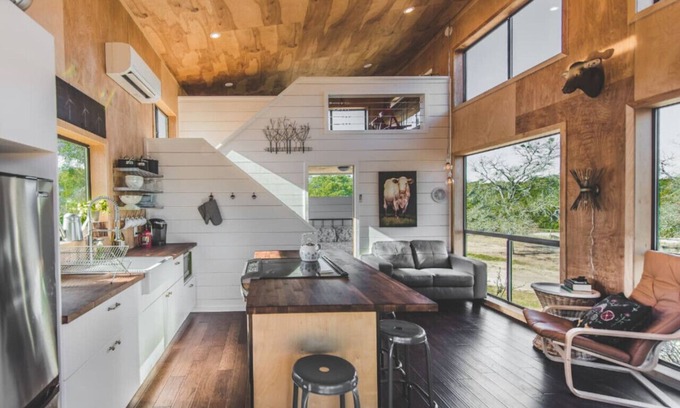 Dripping Springs House | Cedar Hollow, Hill Country cabin w/ Loft & Light