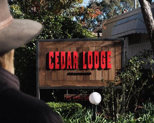Braidwood Hotel | Cedar Lodge