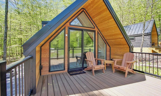 Wellsboro Cabin | Cedar Nook Summary: E