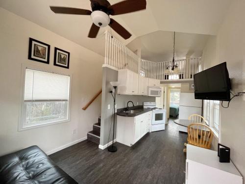 Woodland Park House | Cedar Tiny Home