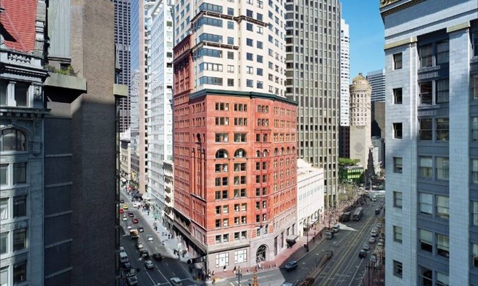 Downtown San Francisco Resort | Celebrate Gay Pride Weekend at the Ritz in a 2 Bedroom, 2.5 Baths, Full Kitchen