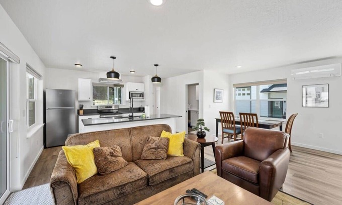 Coeur d'Alene House | Centennial Pines Retreat - A Cozy and Centrally Located Home