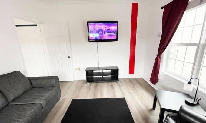 Mechanicsville Condo | Center City Condo, with Free Wifi and City View