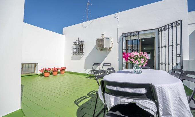 El Puerto de Santa Maria Apartment | Central Apartment "El Teatro-Atico with Terrace" with Wi-Fi
