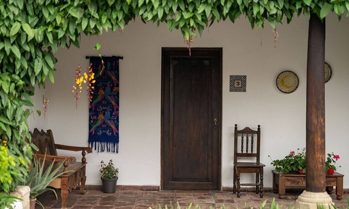 Antigua Guatemala Apartment | Central Antigua colonial apartment with kitchen