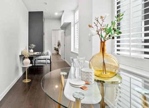 Te Aro Apartment | Central & Chic in the Capital