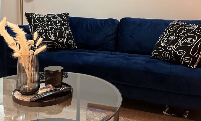 Downsview House | Central city - 10 mins from Pearson airport
