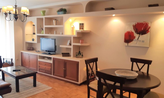 Vilagarcia de Arousa Condo | Central, comfortable and very bright. Ideal for family tourism.