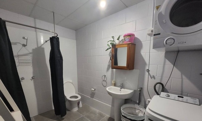 Cooktown Apartment | Central Comfy Holiday Unit