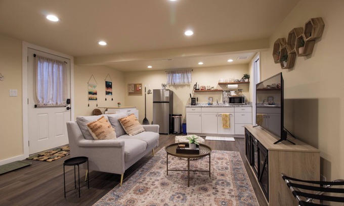 Vancouver House | Central & Cozy Studio near PDX