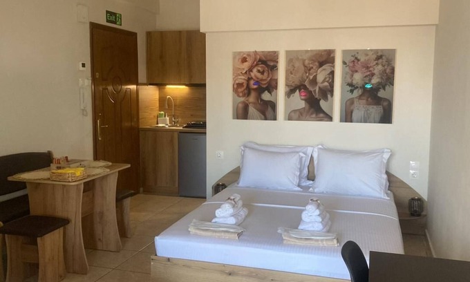 Volos City Centre Condo | Central D1 City Apartment