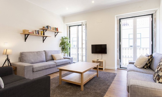 Baixa Apartment | Central Downtown 4D up to 17guests by Central Hill