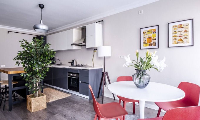 Sisli Apartment | Central Flat with Sleek Interior in Sisli