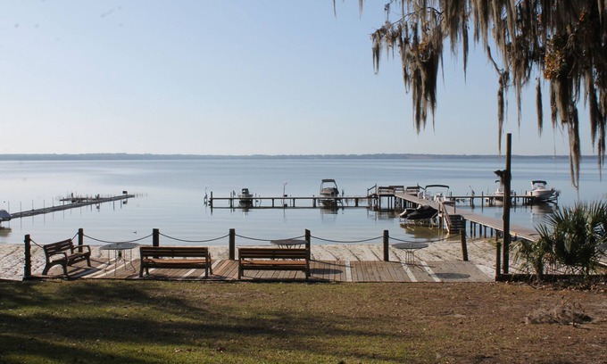 Candler House | Central Florida, Winter Get Away, near the Villages, on beautiful Lake Weir.