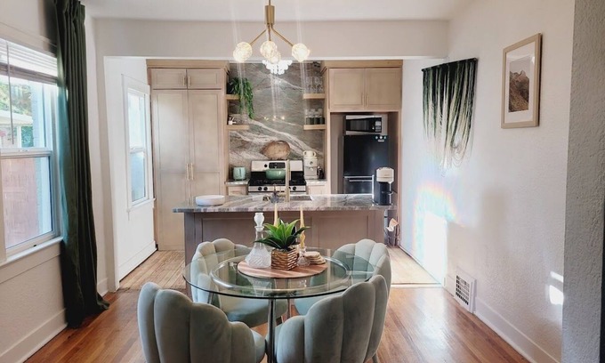 Pershing - Government Hill House | Central location, King Bed with Large Pet Friendly yard