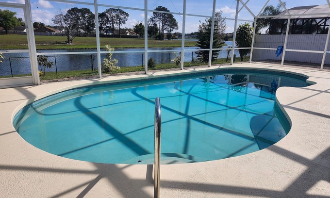 Indian Wells House | Central Location Lakeview Pool Villa near Disney