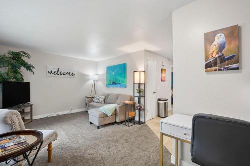 Snohomish Apartment | Central Location - quiet cozy furnished apt #4