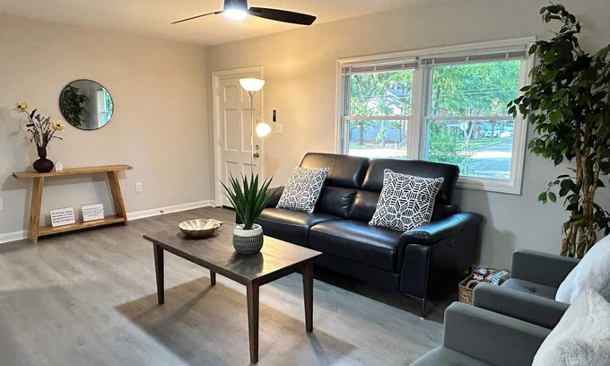 Southwest Raleigh House | Central Location - WiFi - Fenced Backyard