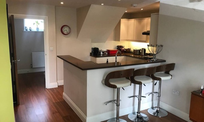 East Walworth Apartment | Central London Duplex, bright and spacious.