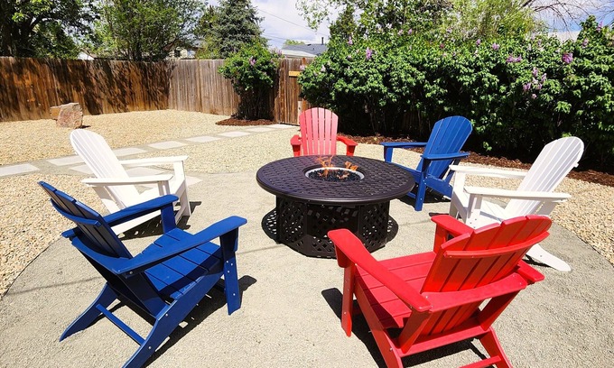 East Colorado Springs House | Central Luxury Retreat - Hot tub, Firepit, TVs, Grill, Games