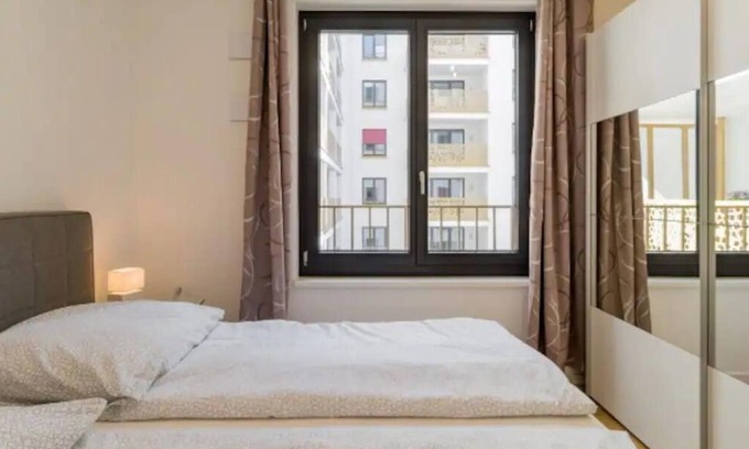 Mitte Apartment | Central Mitte new apartment for familiesn