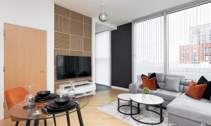 Central Milton Keynes Apartment | Central MK 1 Bed Apartment With Parking