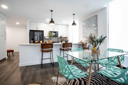 The Gulch Apartment | Central Nashville Luxe Apartment with City Views