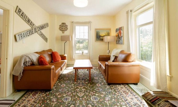 Prince Edward Apartment | Central Picton Apartment, Sleeps 8; The Iron Horse