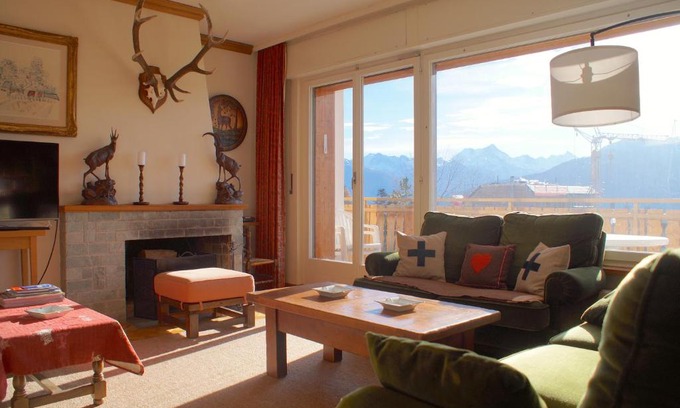 Noes Apartment | Central & Spacious, Richemont