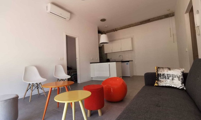 Torremolinos City Centre Apartment | Central Torremolinos: Loft Style flat by the pool