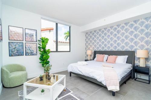 East Little Havana Apartment | Centrally Located 1BR with King Bed Near Brickell, Airport Downtown and Wynwood