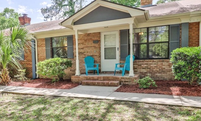 Tallahassee House | Centrally Located 2b/2b Tallahassee Retreat