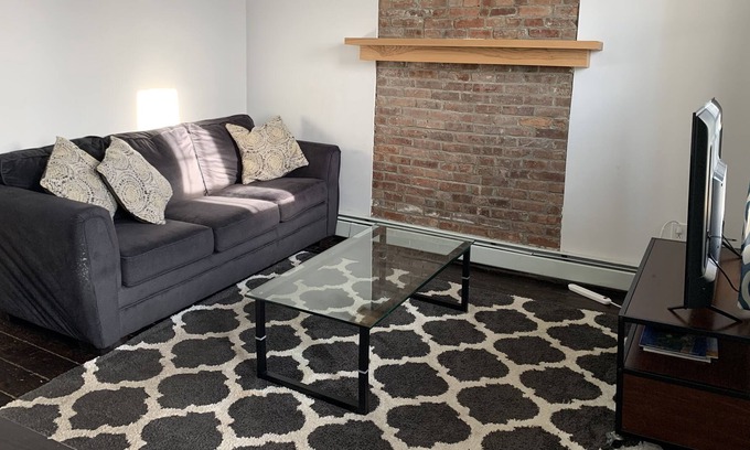 Troy Apartment | Centrally located 2BR w/ backyard near Downtown Troy & Albany Med (Pet Friendly)