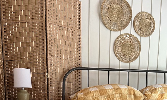 Sauble Beach Cabin | Centrally located cabin in beautiful Sauble Beach. The cutest little getaway!