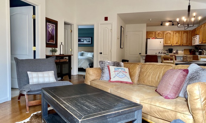 Breckenridge Condo | Centrally located Mountain Retreat w/Hot tub