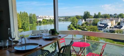 Vannes Apartment | centre ville, T2, superbe vue, parking privé