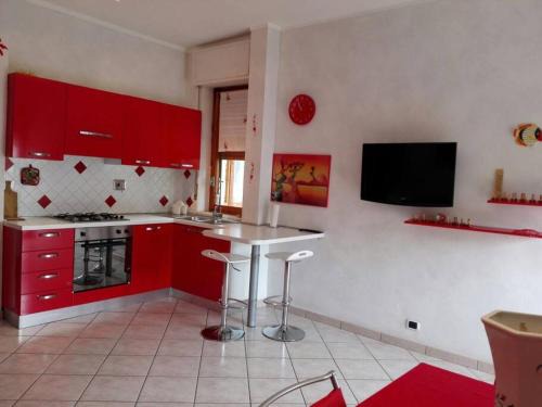 Ceriale Apartment | CERIALE AMPIO GIARDINO VISTA MARE