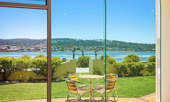 Merimbula Apartment | Cetacea Luxury Apartments - 2 Bedroom Lake View Apartment - Disability Accessibl