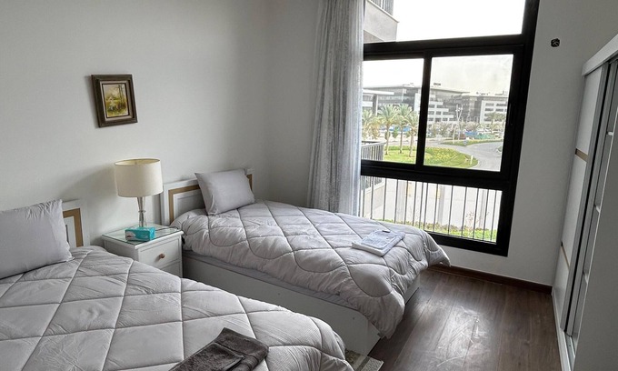 New Cairo Apartment | CFC 2BR:Walk to CFC Mall