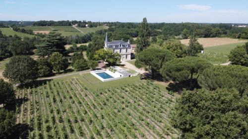 Camblanes-et-Meynac Apartment | Château Courtade-Dubuc