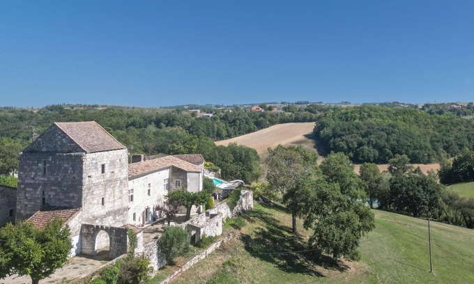 Saint-Martin-de-Beauville Villa | Château de Galaup - Five Bedroom Villa, Sleeps 10